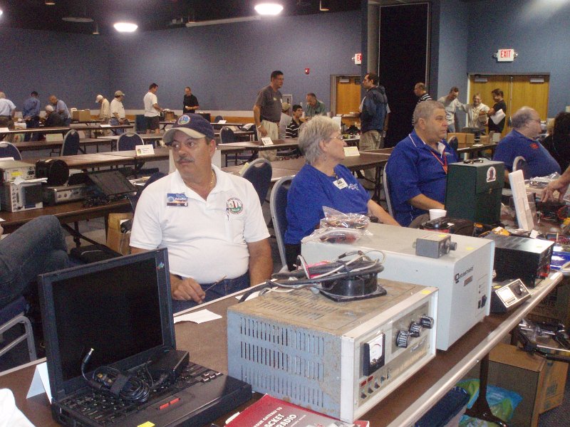 2011 SoFla Hamfest (3).JPG